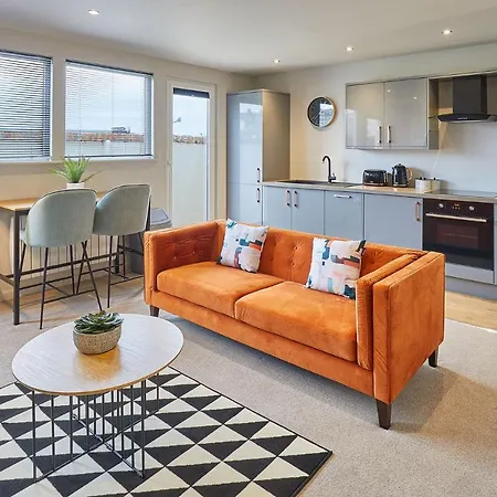 Apartment Host & - North Marine House